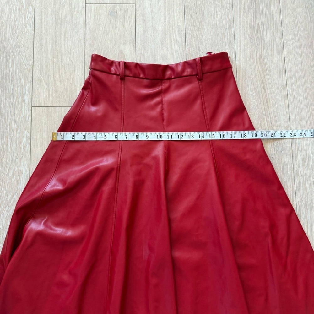 Zara Faux Leather A-Line Flare Red Midi Skirt Women’s Size Medium - Picture 9 of 10